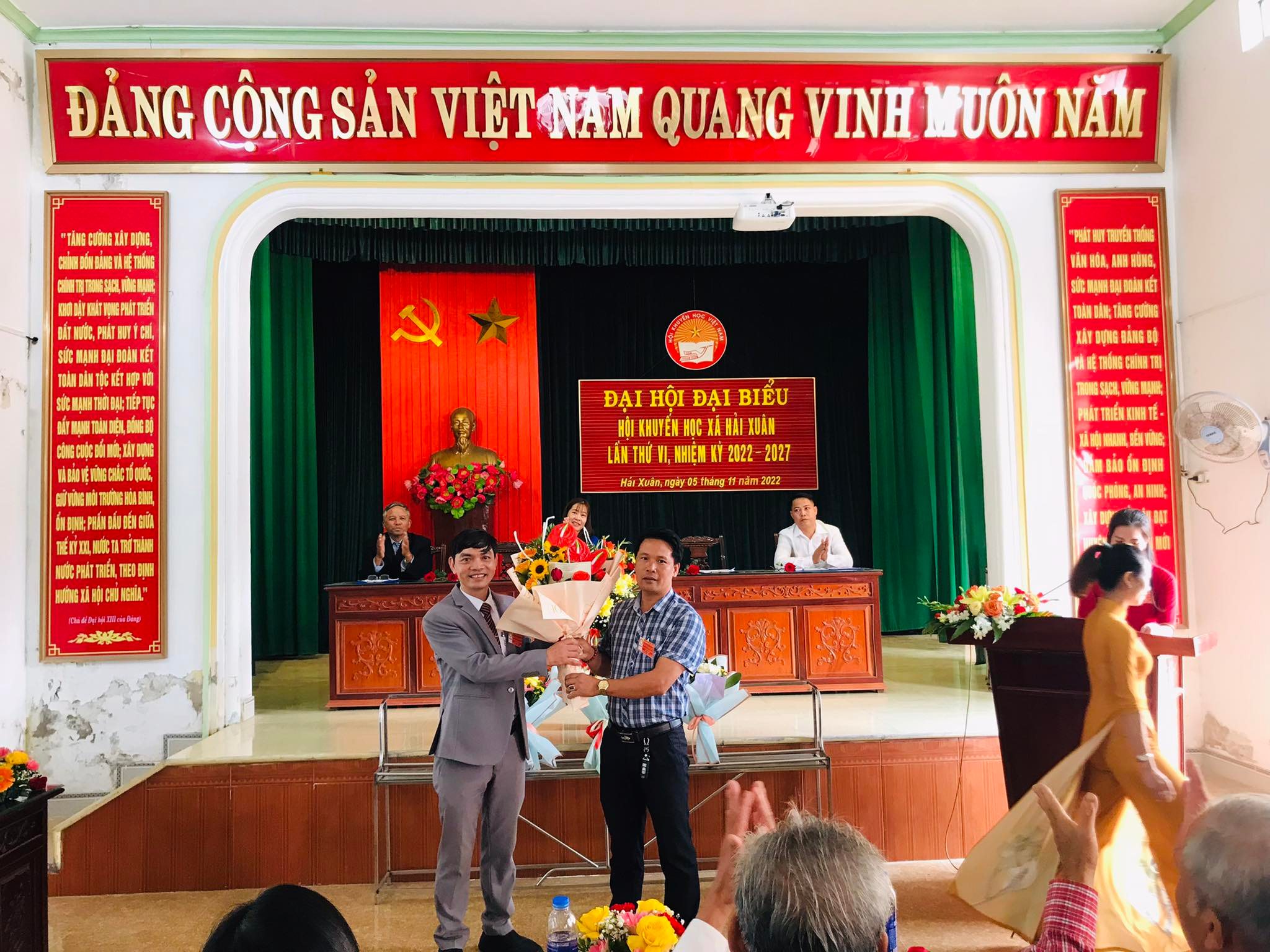 anh tin bai